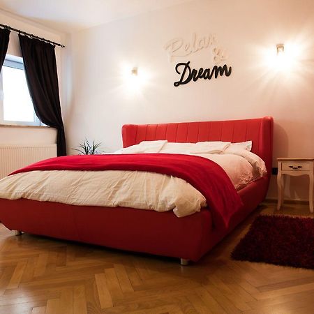 Luky10 Apartment Brasov Exterior photo
